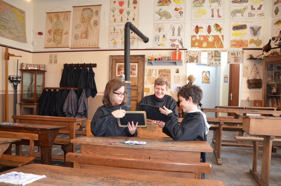 35 EAM   École d'Autrefois (3)