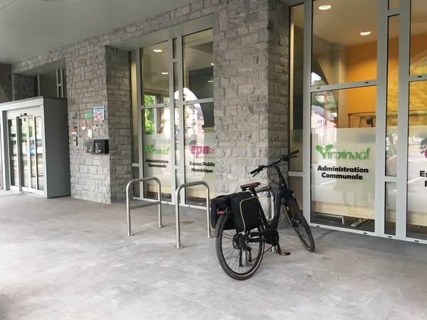 Mobilite - Velo - Parking - Nismes - Centre administratif.JPG
