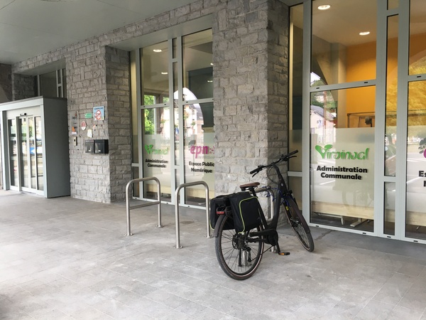 Mobilite - Velo - Parking - Nismes - Centre administratif.JPG